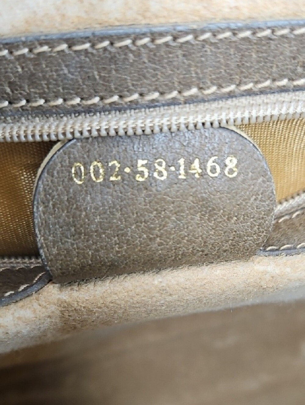 Authentic Gucci Monogram Supreme Classic Satchel Vintage Boston Handbag Purse - Picture 15 of 17